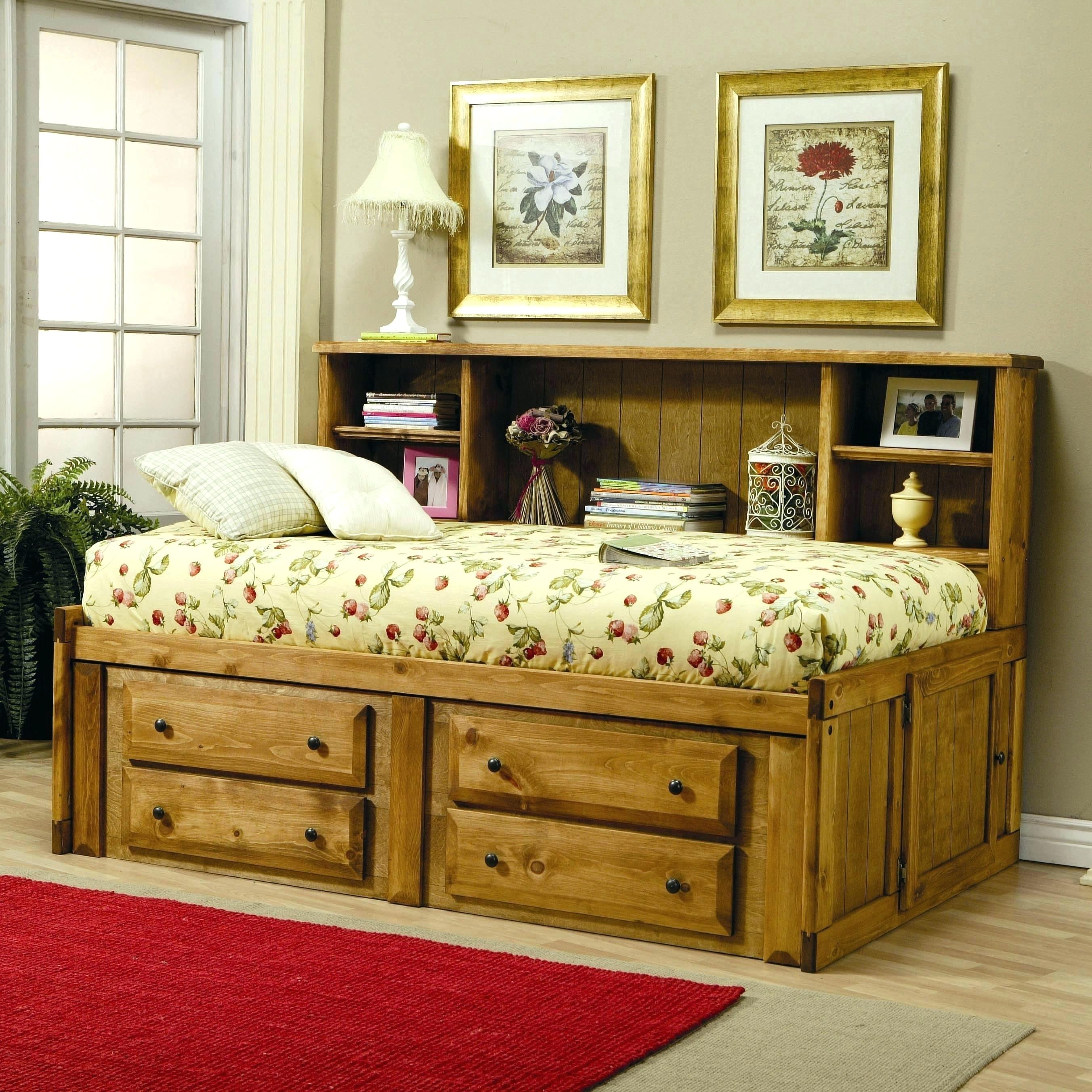 IRELAND EASTERN KING BED WITH