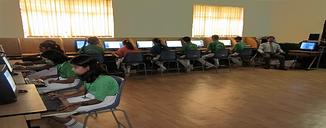 The School Understands The Importance Of Information Technology In Todayu0027S World And Has Built A State Of Art And Well Designed Lan Enabled Computer Lab. - Computer Lab, Transparent background PNG HD thumbnail