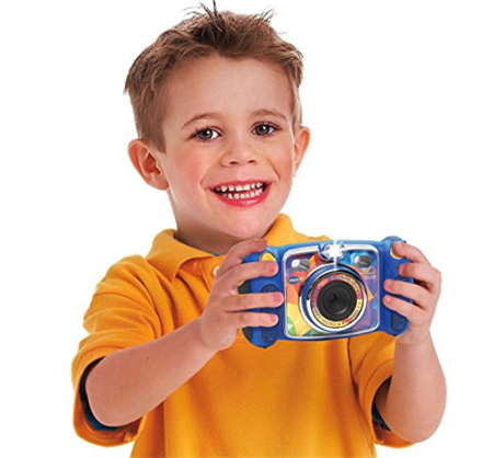Kids Love Taking Pictures, But Handing Over An Expensive Camera To A Toddler Can Be Nerve Wracking. Enter The Kidizoom Duo From Vtech. - Kid With Camera, Transparent background PNG HD thumbnail