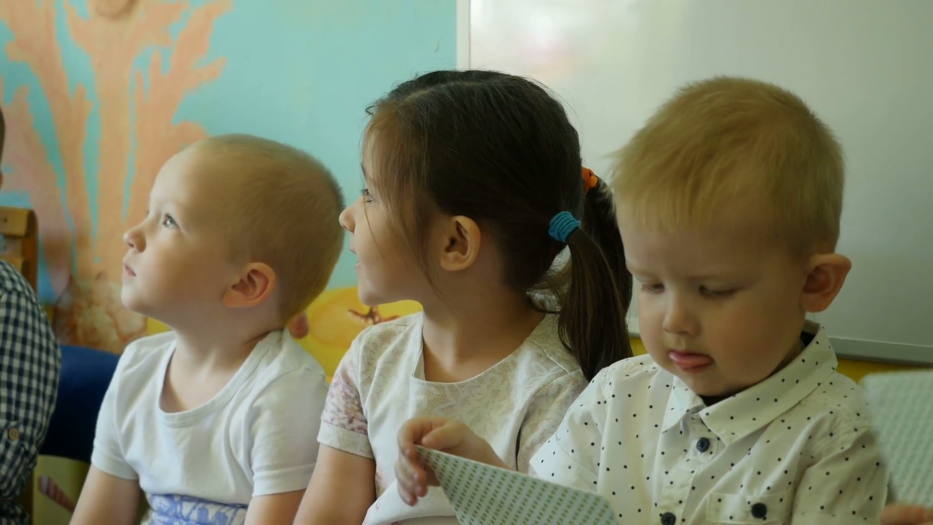Little Children Png Hd - Saint Petersburg, Russia, May 2016: Educational Lesson For Little Children In The Kindergarten, A Teacher Gives To Kids Educational Pictures, Close Up, Hdpng.com , Transparent background PNG HD thumbnail