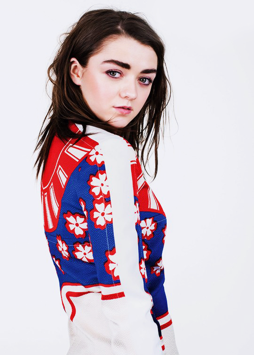 Maisie Williams PNG HD
