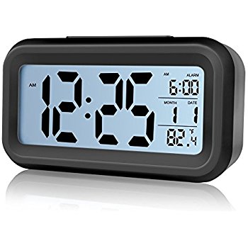 Digital tuning clock radio