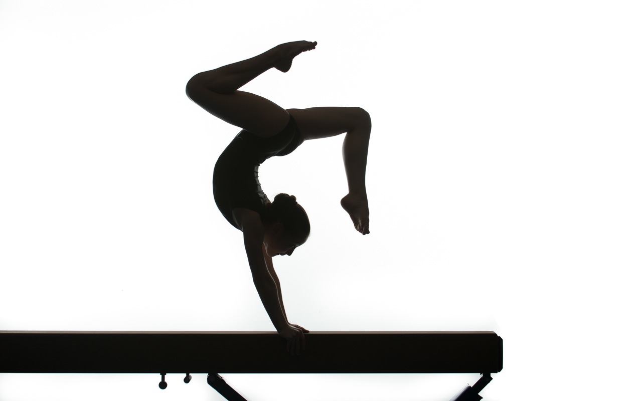 Gymnastics Handstand Silhouette - Gymnastics Black And White, Transparent background PNG HD thumbnail