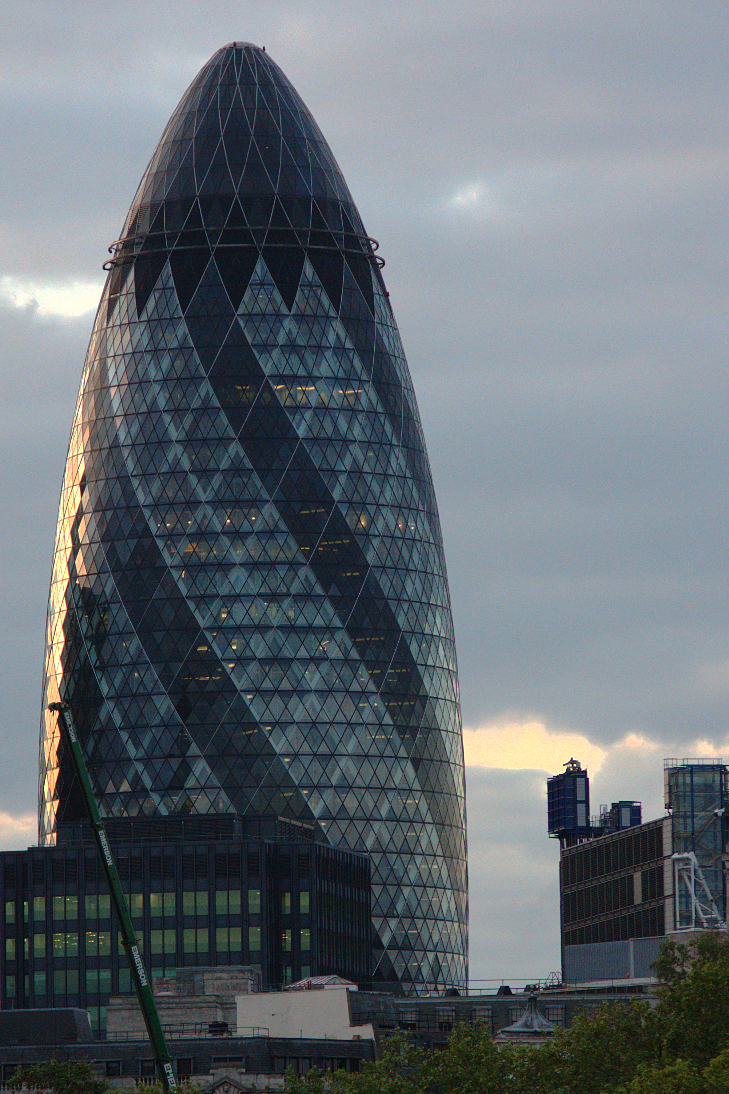 File:swiss Re Tower (Gherkin) London Uk.png - Swiss Re, Transparent background PNG HD thumbnail