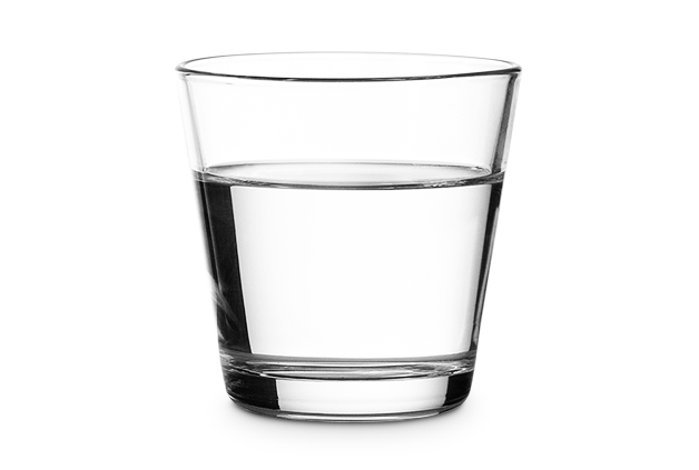 Szklanka wody Po zaznajomieni