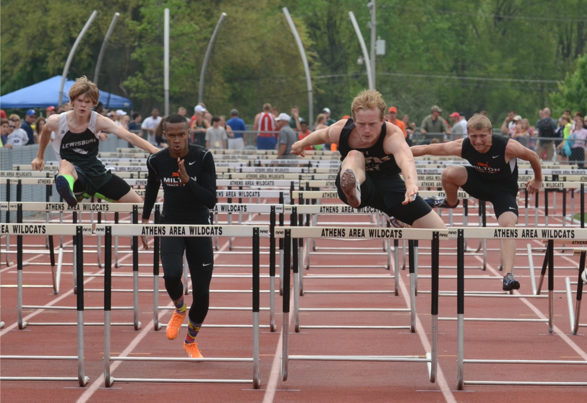 Hurdlers Compete In The District 4 Class Aa 110 Meter High Hurdles Saturday At Athens High School. From Left, Lewisburgu0027S Lee Shaffer, Miltonu0027S Ian Nieves, Hdpng.com  - Track And Field Hurdles, Transparent background PNG HD thumbnail