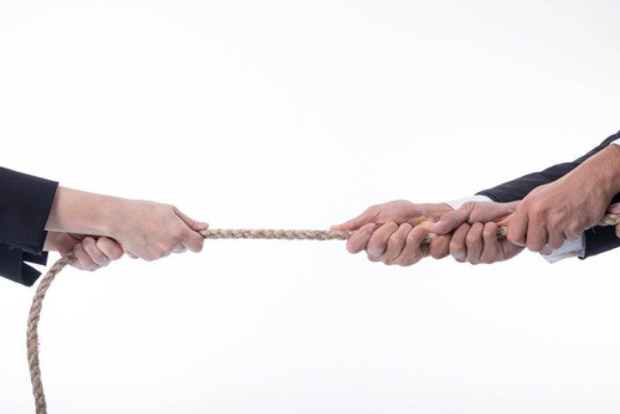 Tug Of War Rope Png - When Private Label Brands Look A Lot Like National Brands Consumers Can Find Themselves In The Middle Of A Tug Of War, Transparent background PNG HD thumbnail